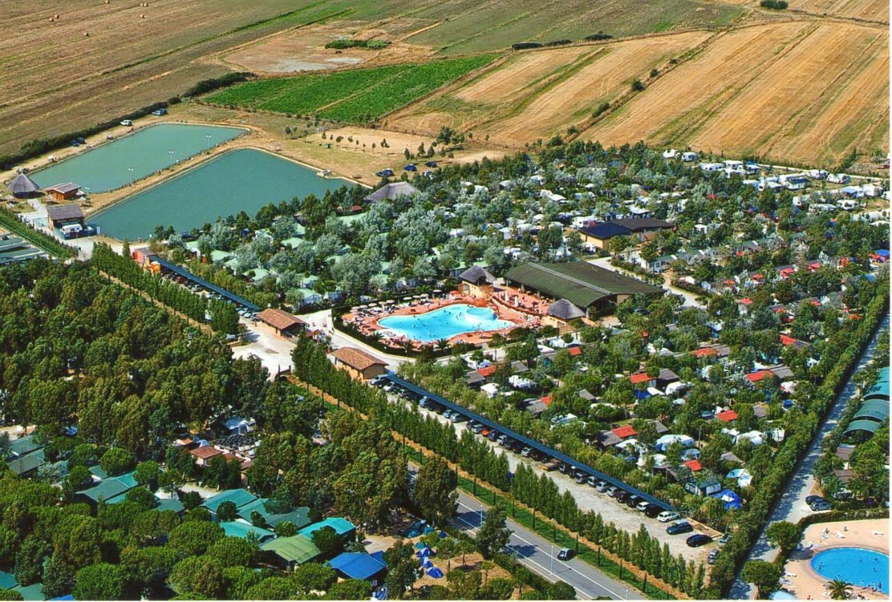 Happy Camp Mobile Homes In Camping Village Free Time Marina Di Bibbona Eksteriør bilde